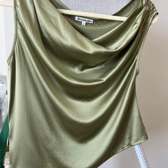 Reformation Annika Off Shoulder Silk Top - Picture 4 of 10